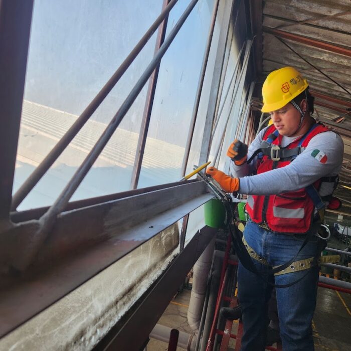 construcción SYL 12